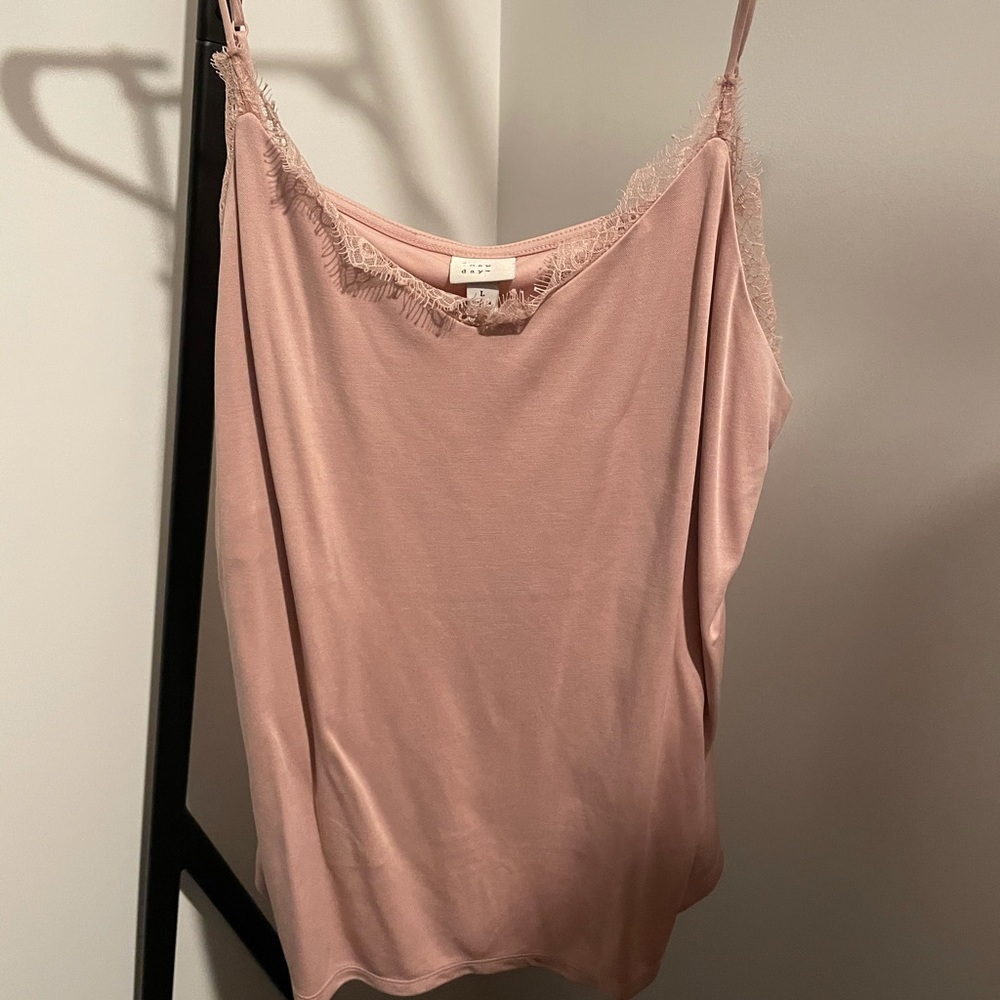 Light pink tank top